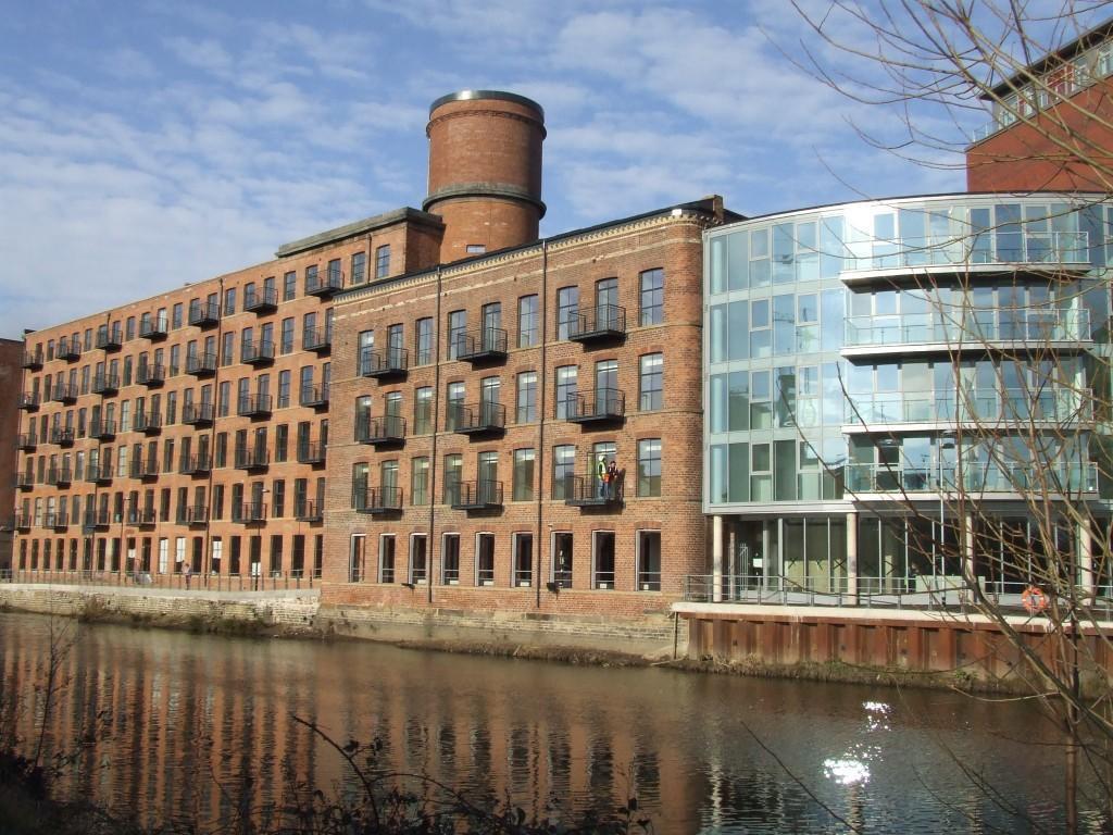 Roberts Wharf, East Street, Leeds 2 bed apartment £900 pcm (£208 pw)