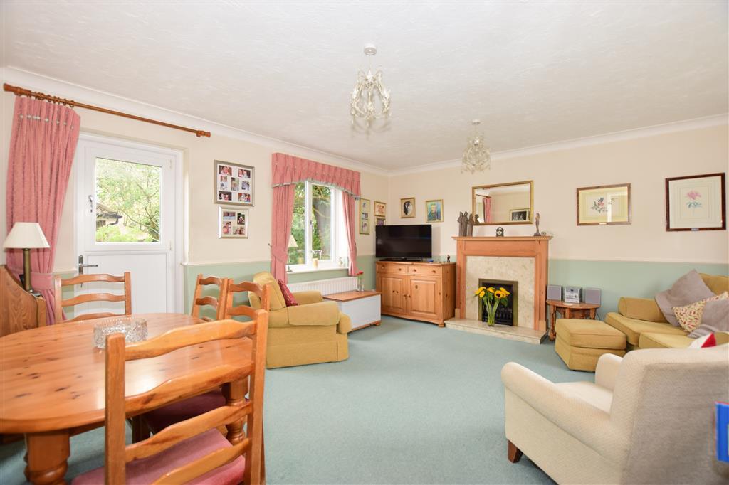Bramley Way, Kings Hill, West... 3 bed semidetached house £400,000