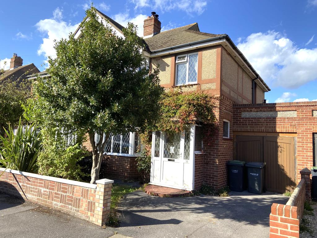 Weymouth Avenue, Gosport PO12 3 bed semidetached house £310,000
