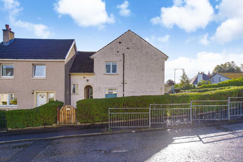 Lochinver Crescent, Paisley 3 bed flat £88,000