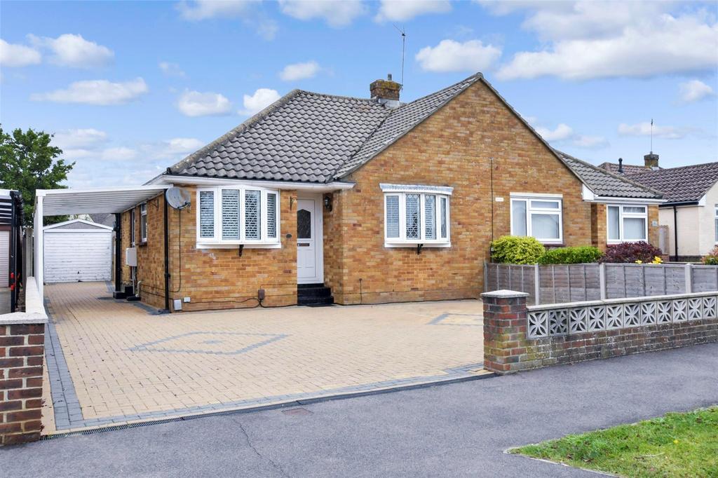 Sunnymead drive waterlooville hampshire 2 bed semi detached bungalow
