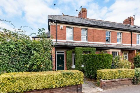 1 Chantry Place, Colyton, EX24 6LL