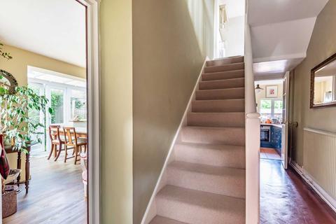 1 Chantry Place, Colyton, EX24 6LL