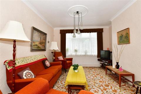 14 Bath Road, Romford, RM6 6NH