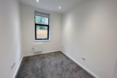 1 bedroom ground floor maisonette to rent, Fairview House, Ashwood Way RG23