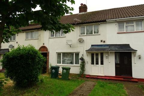 39 Ensign Way, Stanwell, Staines, TW19 7RE