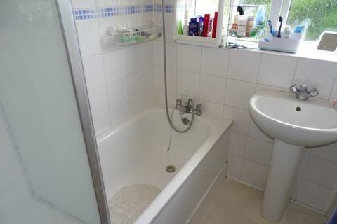 39 Ensign Way, Stanwell, Staines, TW19 7RE