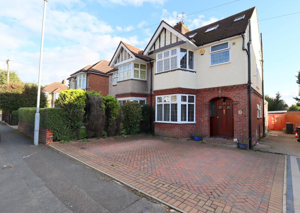 Elmwood Crescent, Old Bedford Road... 5 bed semidetached house £475,000