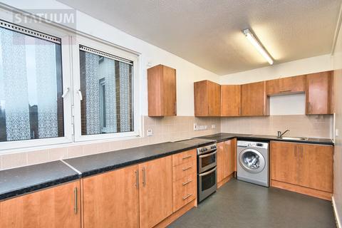 4 bedroom maisonette to rent, Crane House, Roman Road, London, E3