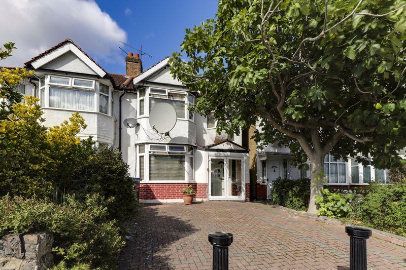 Hertford Road, Edmonton, N9 4 bed semidetached house £525,000