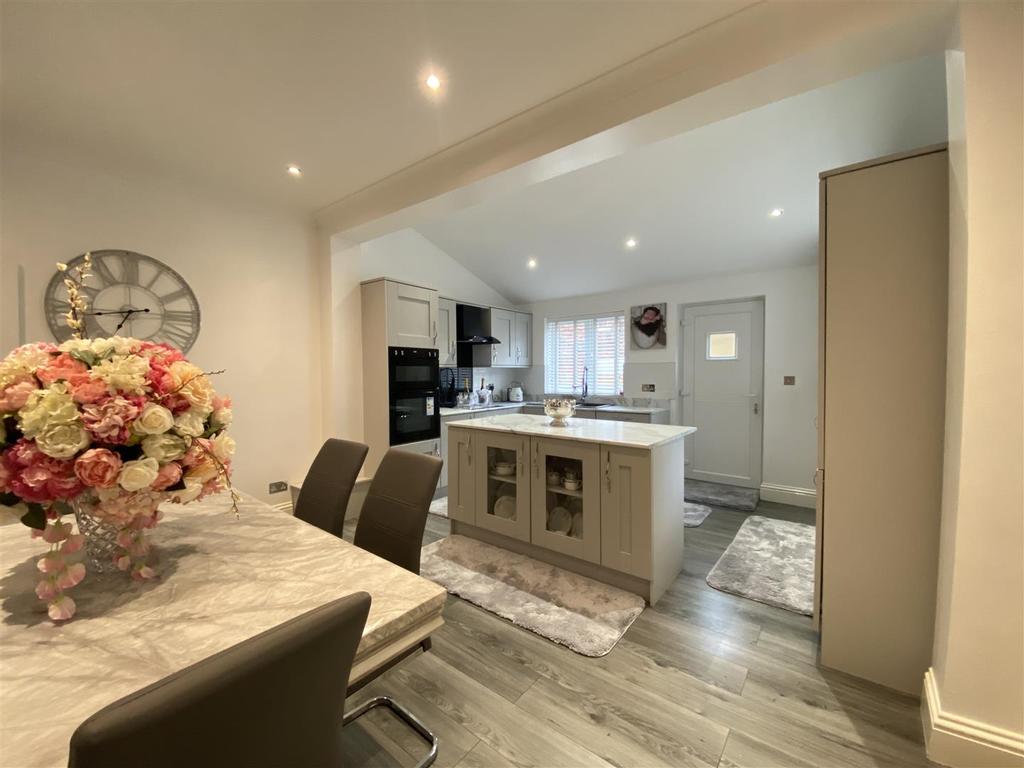 Thirlmere Road, Darlington 2 bed terraced house £120,000