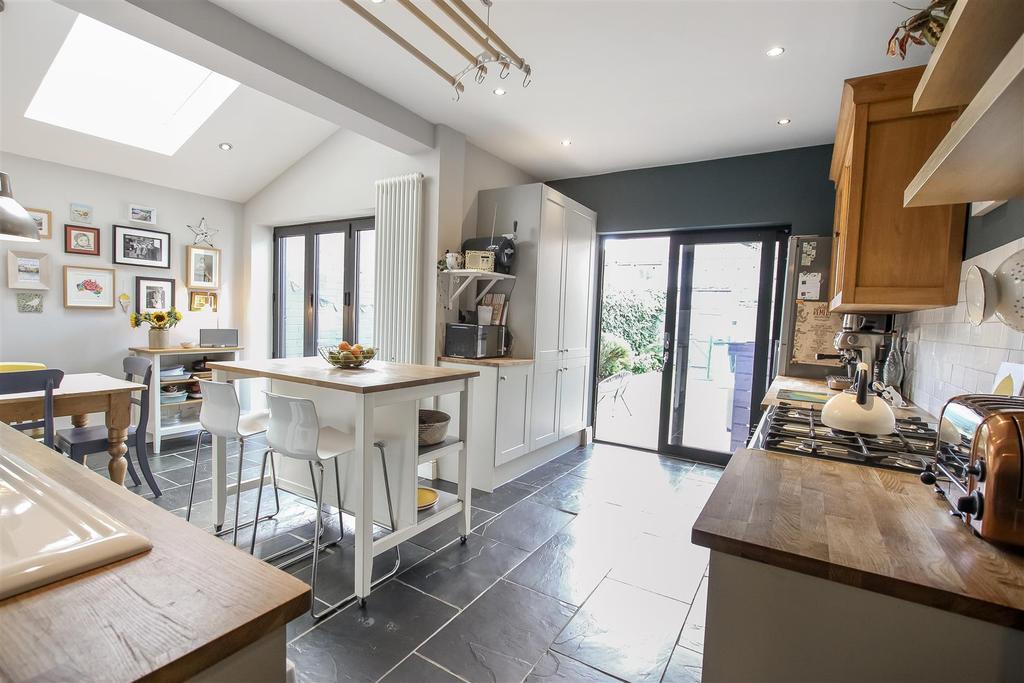 Woodland Terrace, Darlington 4 bed townhouse £295,000