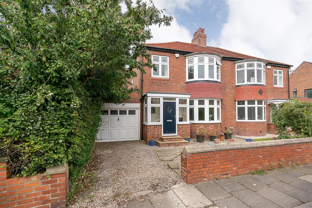 Broxholm Road, Heaton, Newcastle upon Tyne 3 bed semidetached house