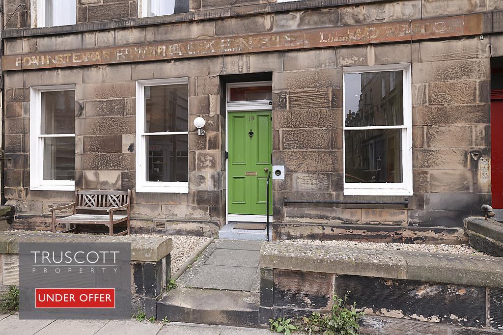 13 West Preston Street, Newington, Edinburgh, EH8 9PU 4 bed flat £399,000
