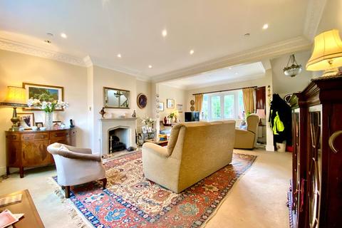 11 Rathbone Road, Hightown, Liverpool, L38 0BR