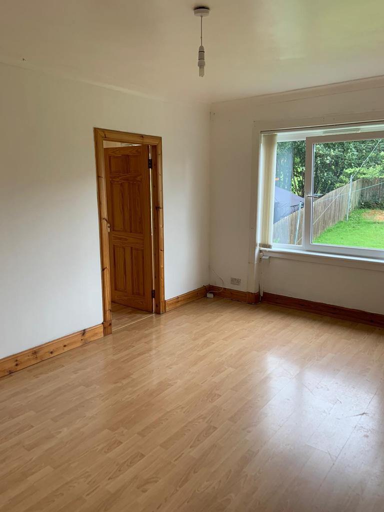 Croftfoot Road, Croftfoot 3 bed flat £695 pcm (£160 pw)