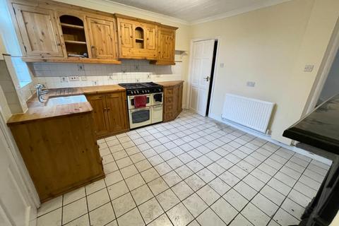 3 bedroom semi-detached house to rent, George Street, Melton Mowbray, LE13