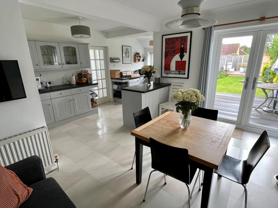 Kitchen/dining room