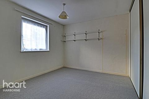 23 Beaumont Drive, Birmingham, B17 0QQ