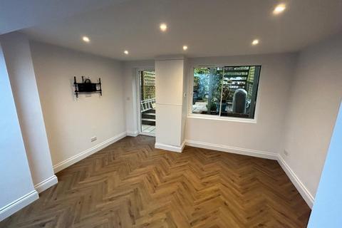 1 bedroom flat to rent, Sussex Terrace, Brighton BN2