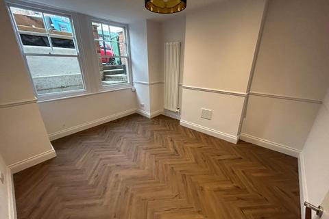 1 bedroom flat to rent, Sussex Terrace, Brighton BN2