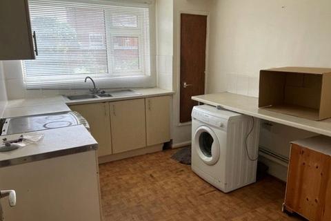 Flat 16, Holland Court Denmark Road, Gloucester, GL1 3LB