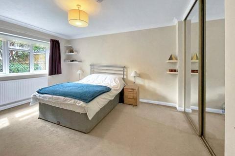 2 bedroom apartment to rent, Tudor Park, Amersham, Buckinghamshire, HP6