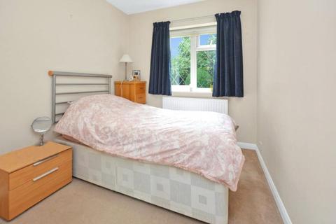 2 bedroom apartment to rent, Tudor Park, Amersham, Buckinghamshire, HP6