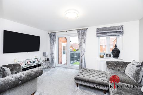 17 Gilmour Drive, Poole, BH17 8AB
