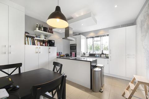 17 Queensmill Road, London, SW6 6JP