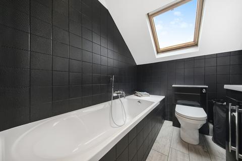 17 Queensmill Road, London, SW6 6JP