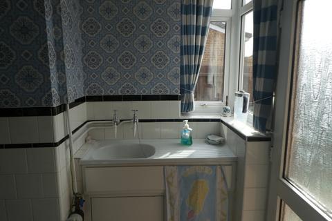 75 Silverdale Close, Coventry, CV2 1PZ