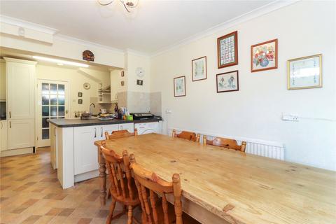 22 Greenway, Chesham, HP5 2BX