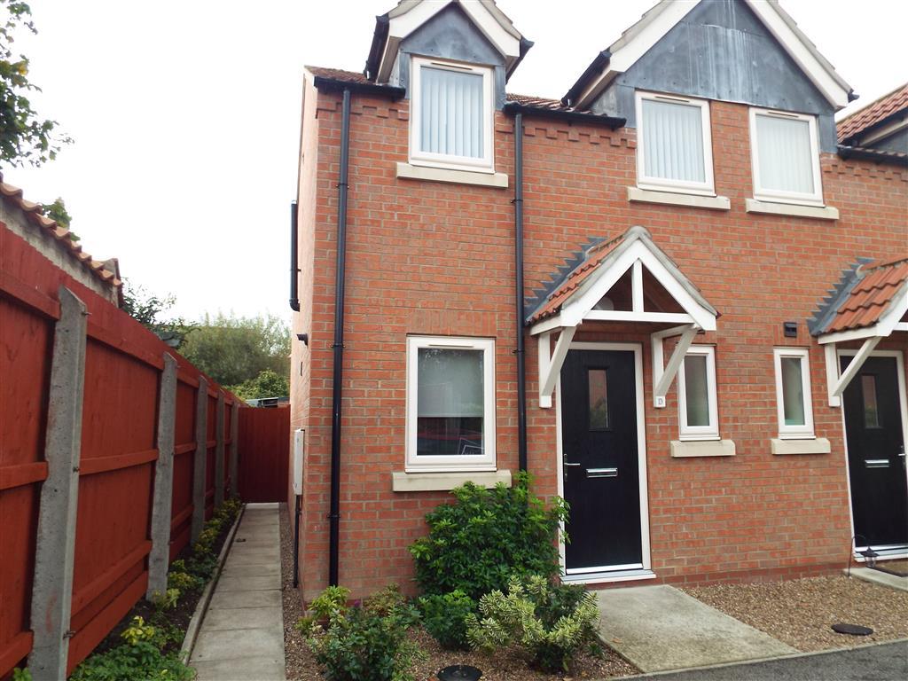 Mill Lane, North Hykeham, LN6 2 bed detached house £725 pcm (£167 pw)