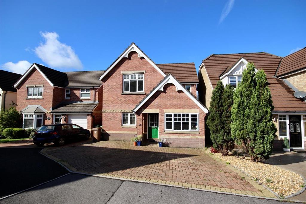 Coed Y Bryn, Blackwood 3 bed detached house £269,000