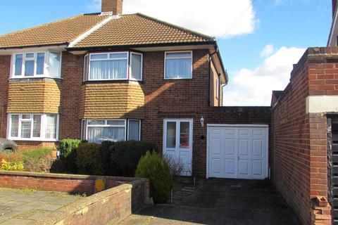 3 Risingholme Close, Harrow, HA3 7ET