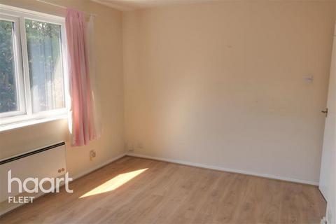 1 bedroom flat to rent, Seymour Court