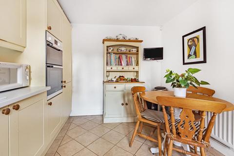 6 Coppice Place, Wormley, Godalming, GU8 5TY