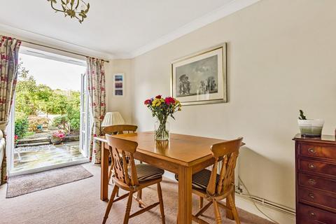 6 Coppice Place, Wormley, Godalming, GU8 5TY