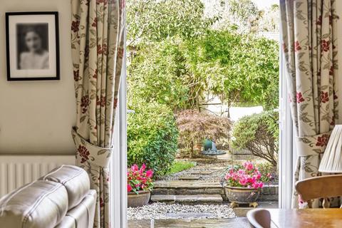 6 Coppice Place, Wormley, Godalming, GU8 5TY