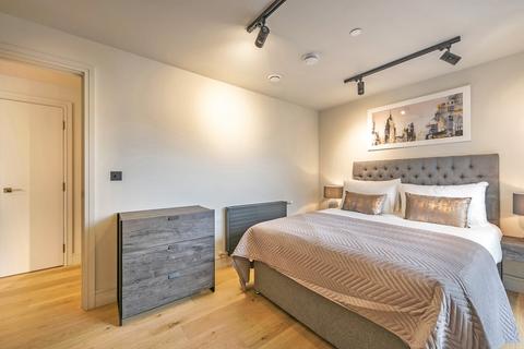 1 bedroom flat to rent, Tower Bridge Road, London