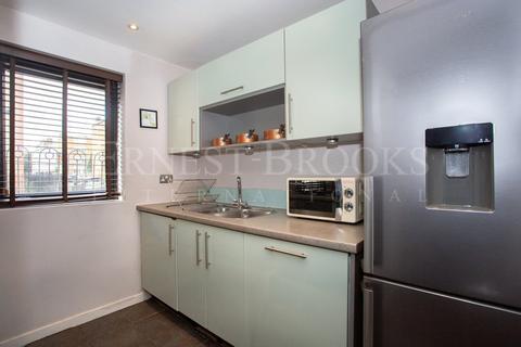 2 bedroom apartment for sale, 3 Pelling Street, Limehouse, E14