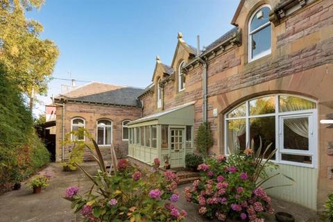 5 bedroom semi-detached house to rent, Kingston Avenue, Liberton, Edinburgh, EH16