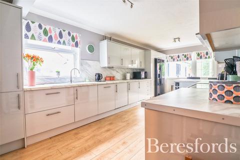 33 Grove Road, Tiptree, Colchester, CO5 0JL