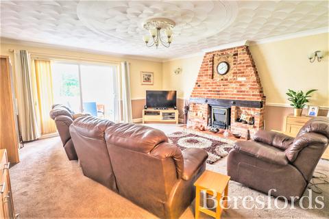 33 Grove Road, Tiptree, Colchester, CO5 0JL