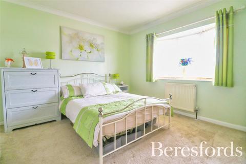 33 Grove Road, Tiptree, Colchester, CO5 0JL