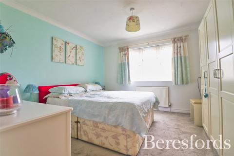33 Grove Road, Tiptree, Colchester, CO5 0JL