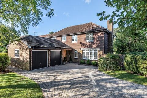 29 Burleigh Park, Cobham, KT11 2DU
