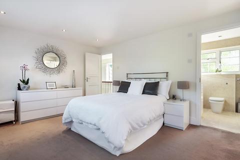 29 Burleigh Park, Cobham, KT11 2DU