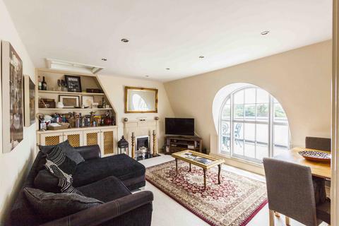 undefined, 6 The Paragon, London, SE3